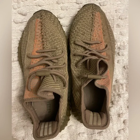 Yeezy boost 350 desert taupe